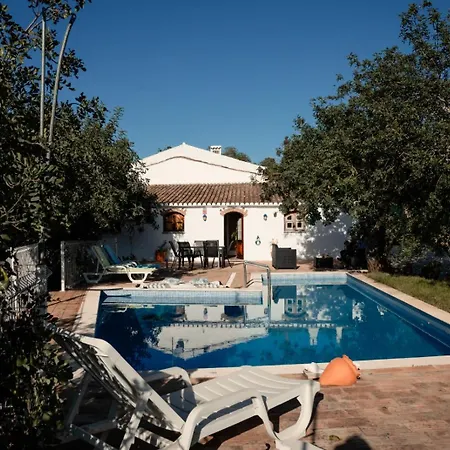 ヴィラ Casa Da Maria - Villa With Private Pool And Barbecue Fonte do Bispo